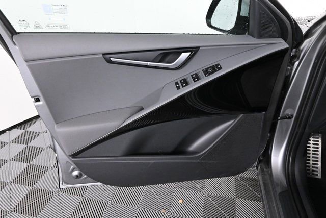 2025 Kia Niro EX Touring