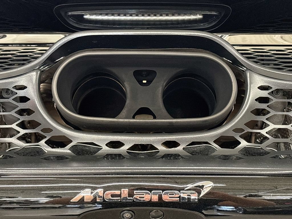Used 2025 McLaren 750S Spider photo 24