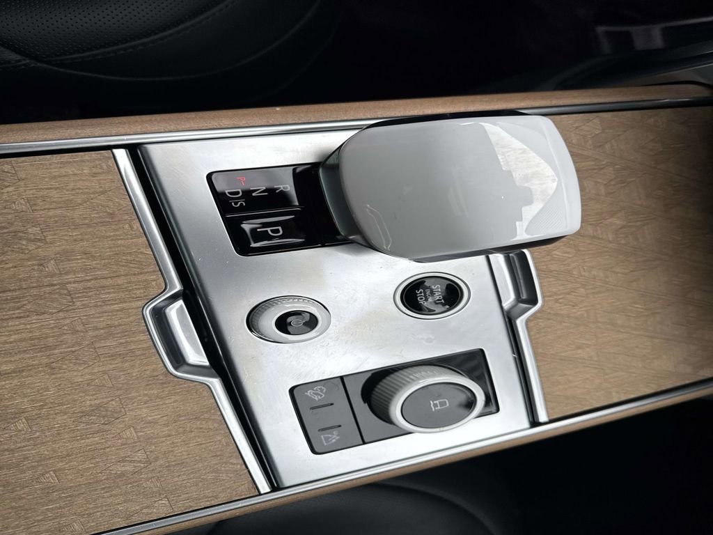 2023 Land Rover Range Rover SV