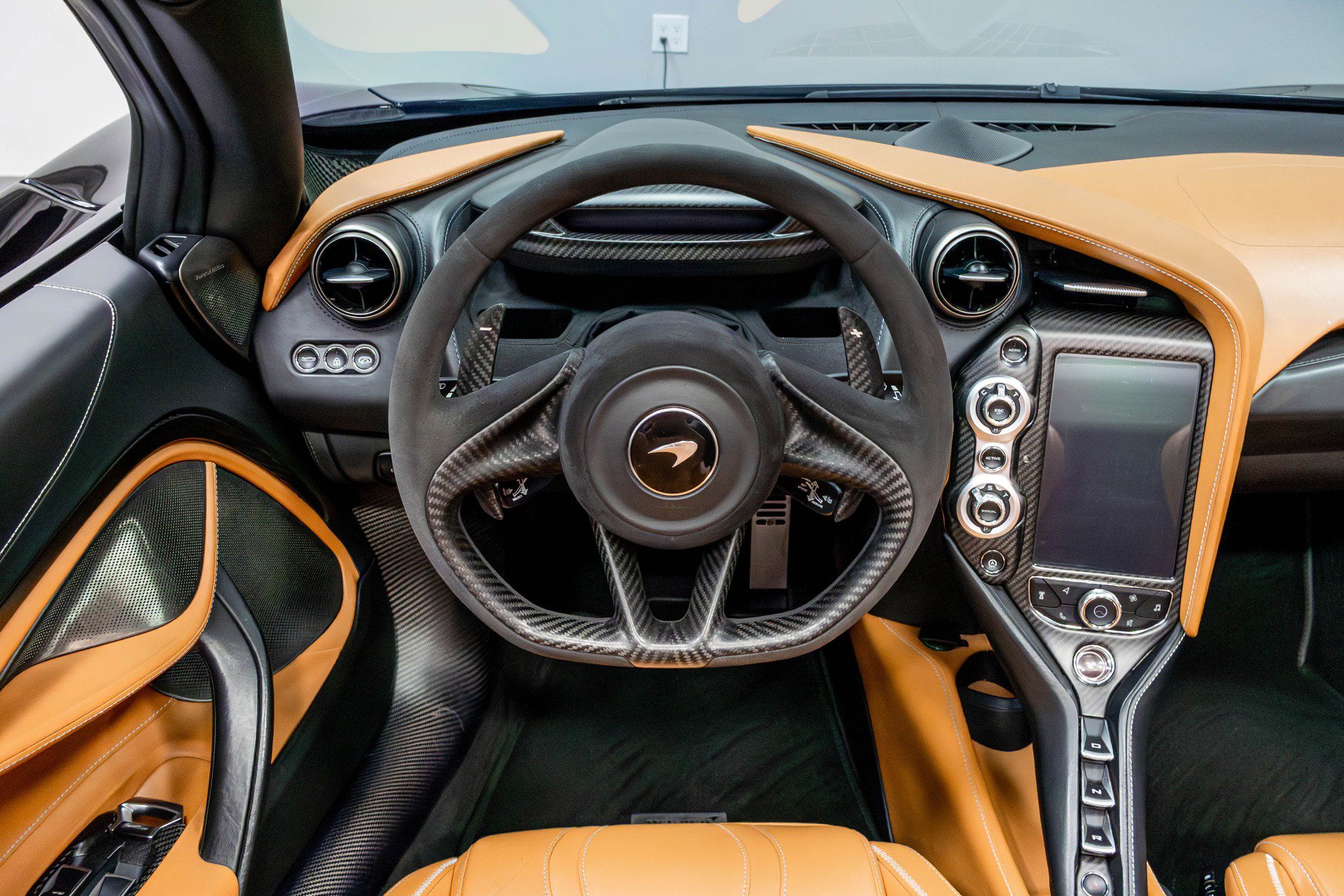 Used 2019 McLaren 720S Luxury photo 56