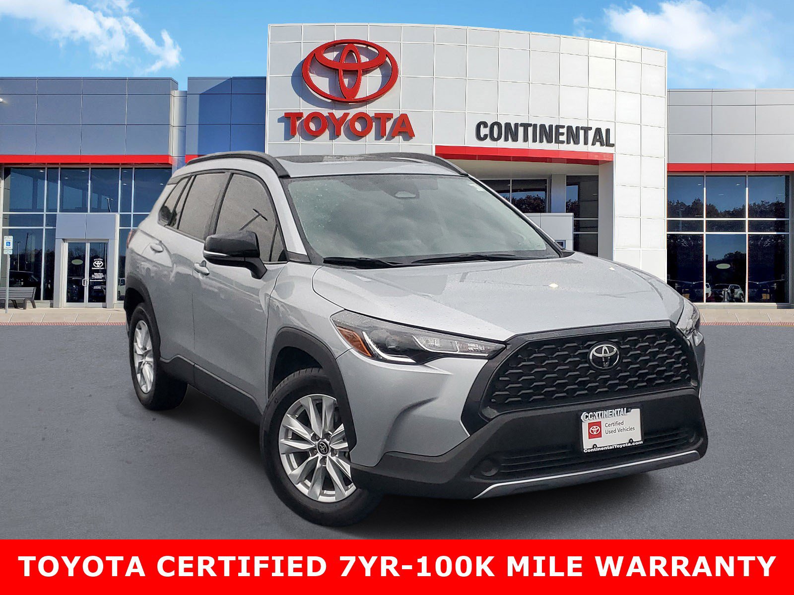 Certified 2025 Toyota Corolla Cross LE w/ Moonroof Package