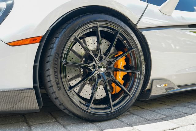 Used 2019 McLaren 600LT photo 42