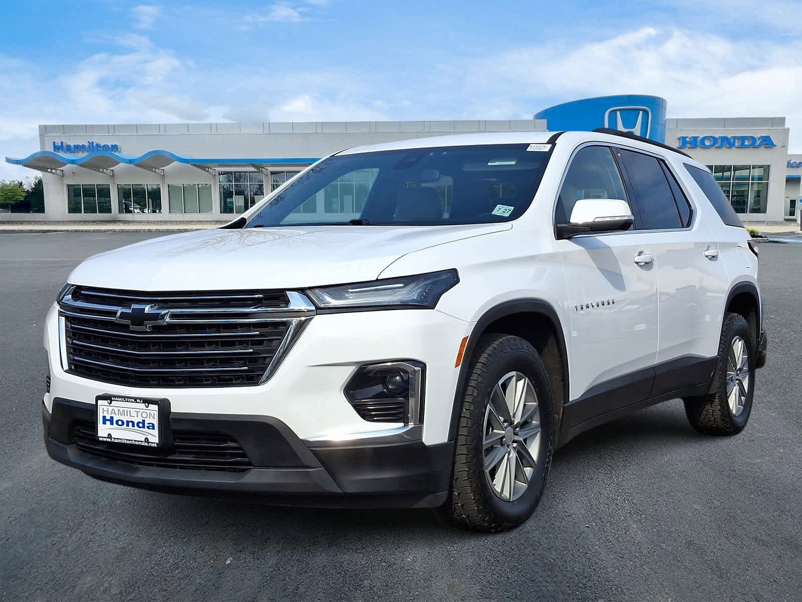 2022 Chevrolet Traverse LT Leather