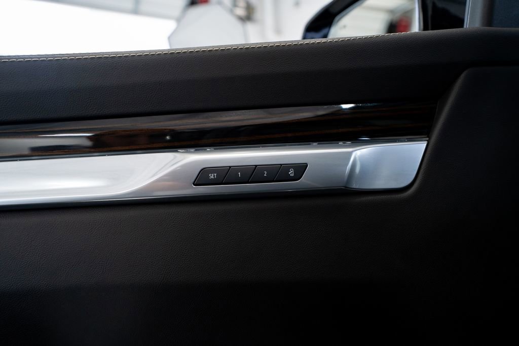 2025 Cadillac Escalade Premium Luxury