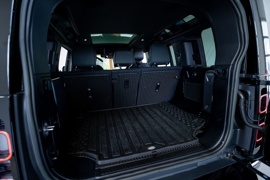 2023 Land Rover Defender 110 X