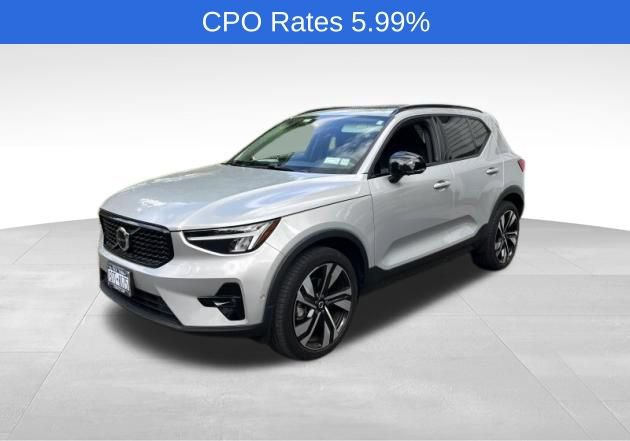 Used 2023 Volvo XC40 B5 Plus w/ Protection Package Premier