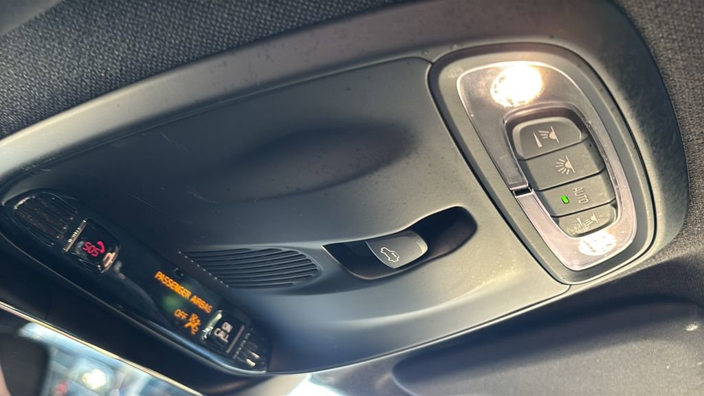 2021 Volvo Xc40 T5 R-Design