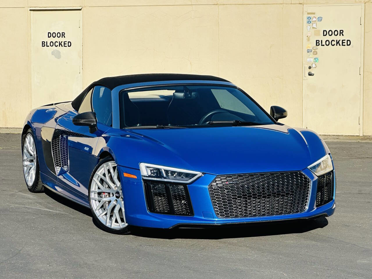 Used 2018 Audi R8 V10 plus