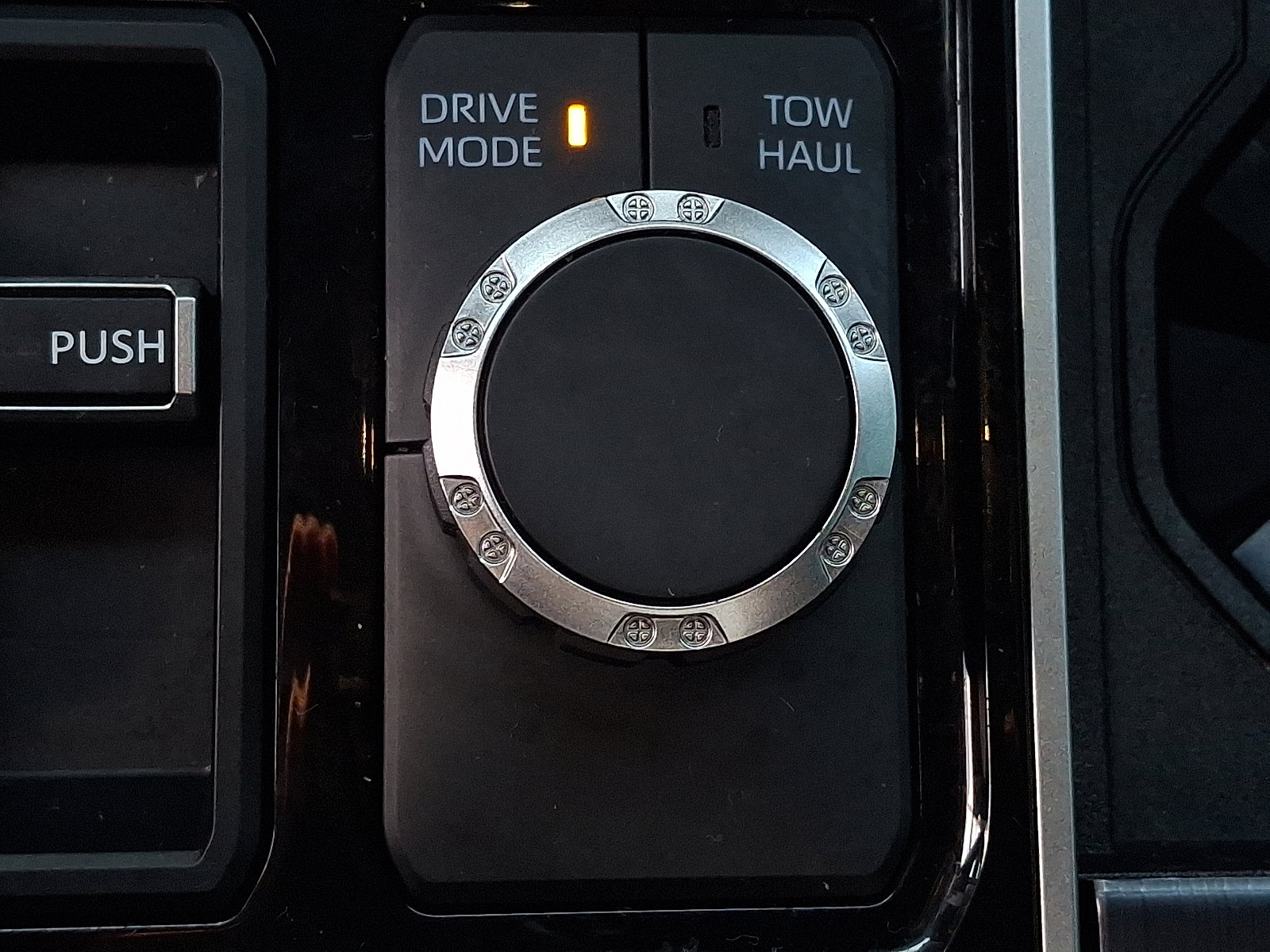 2022 Toyota Tundra Platinum