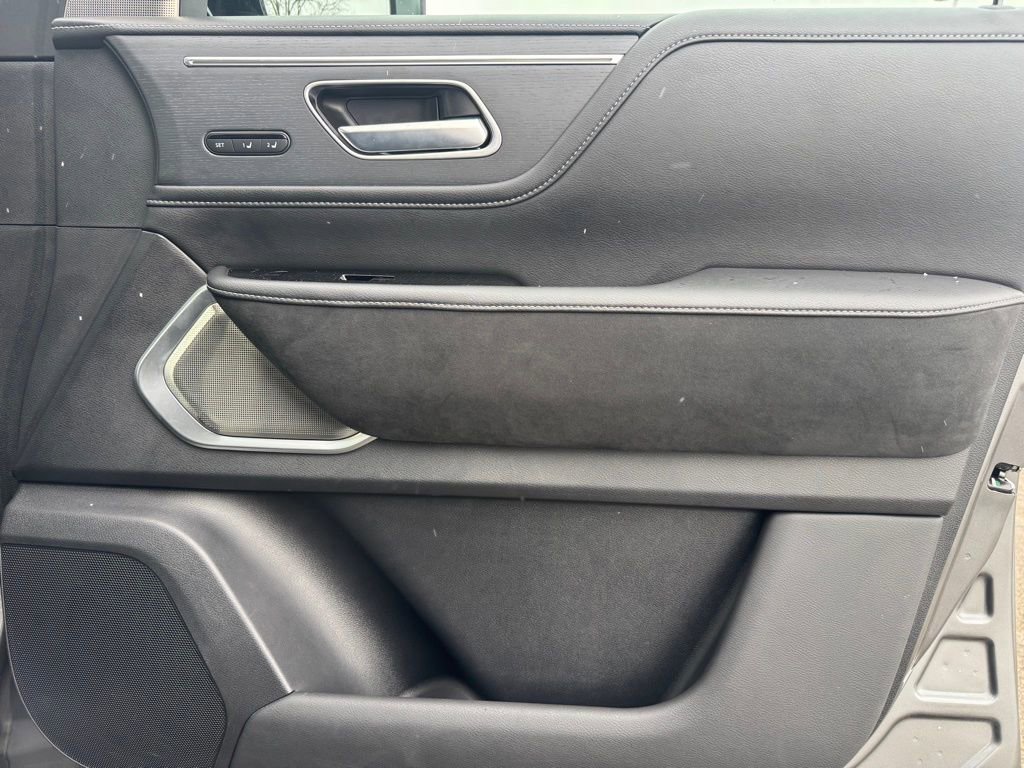 2025 INFINITI Qx80 Sensory