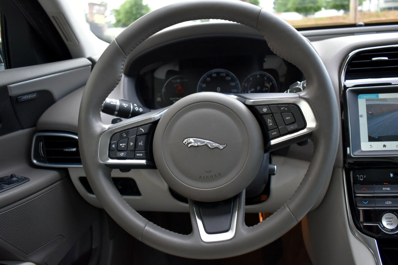 2019 Jaguar XE Prestige