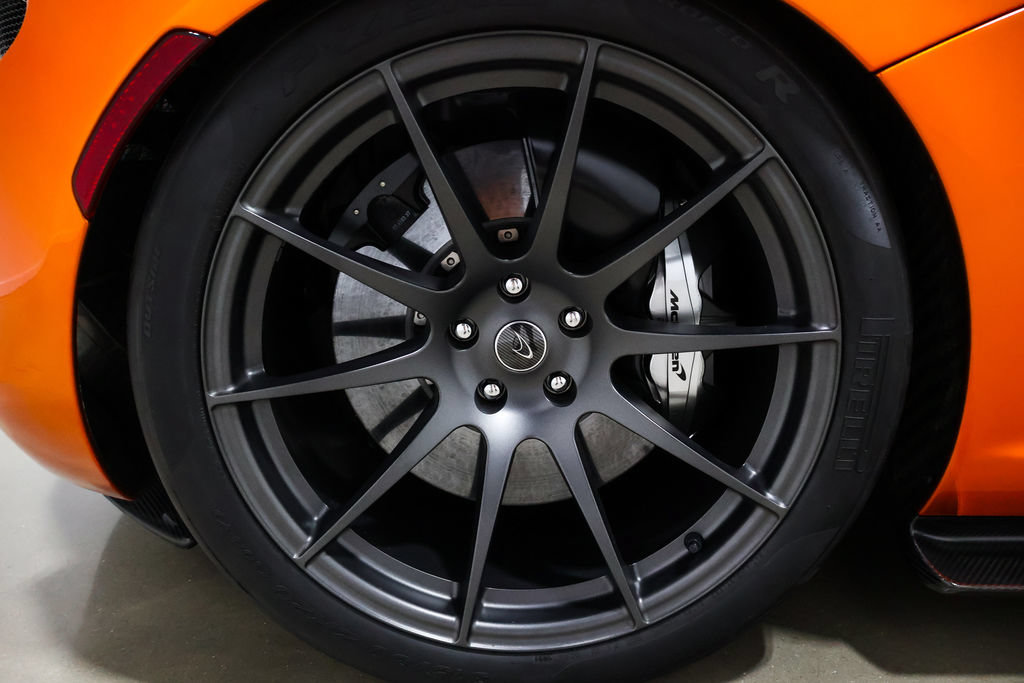 Used 2014 McLaren P1 photo 28