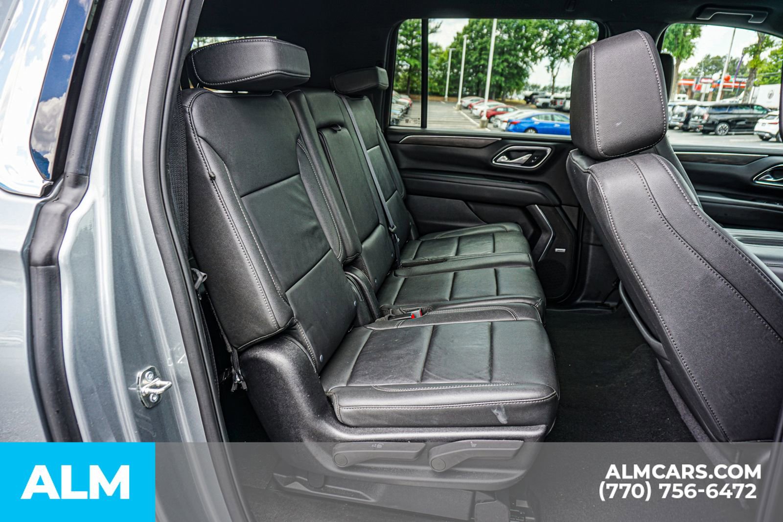 2024 Chevrolet Suburban LT