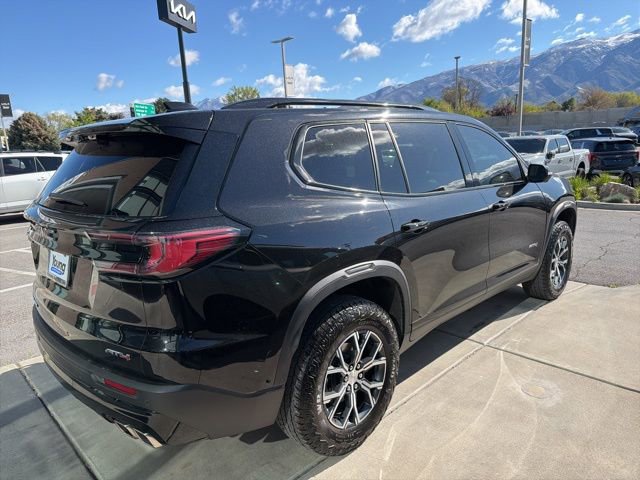 2024 GMC Acadia AT4
