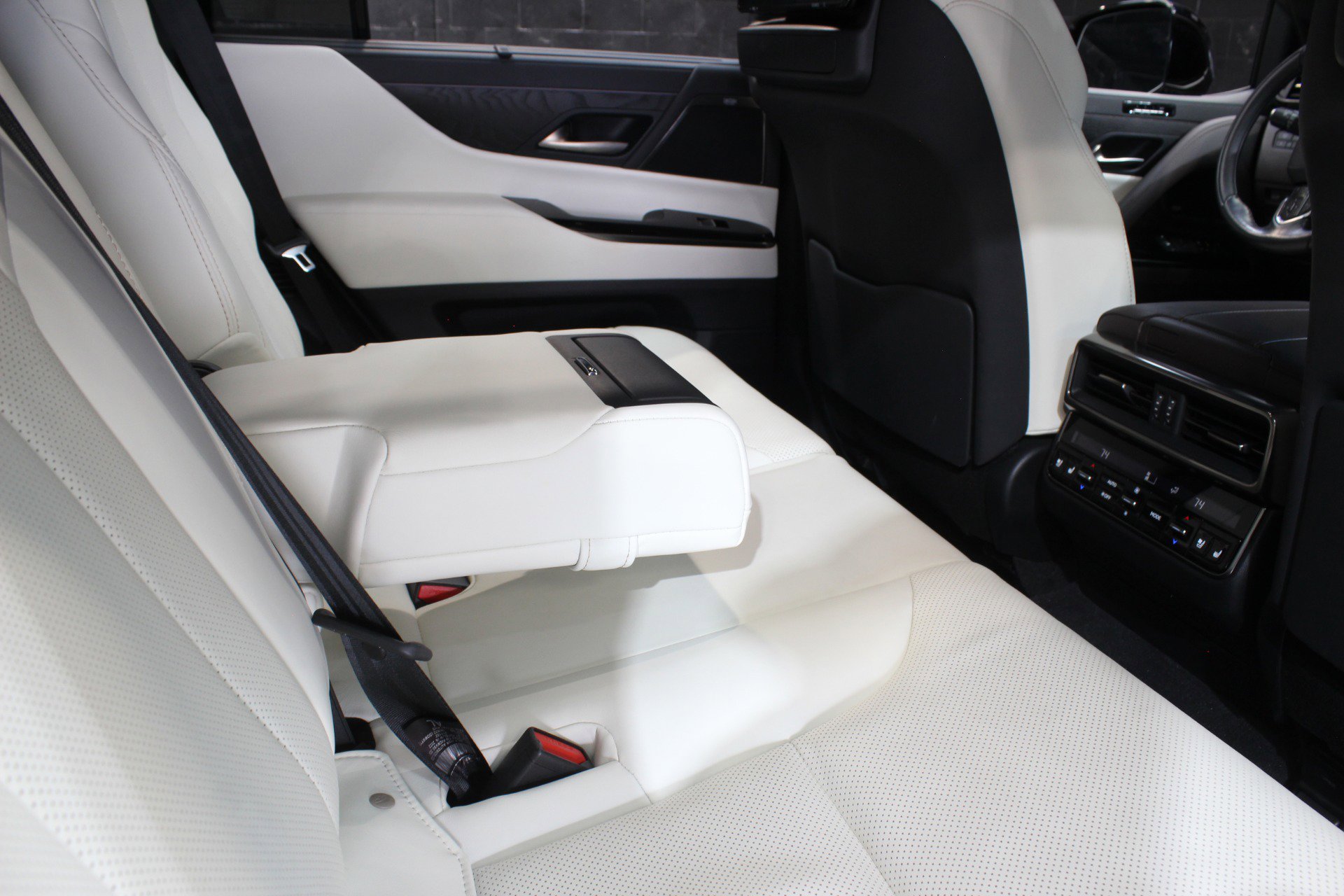 2023 Lexus LX 600 4WD