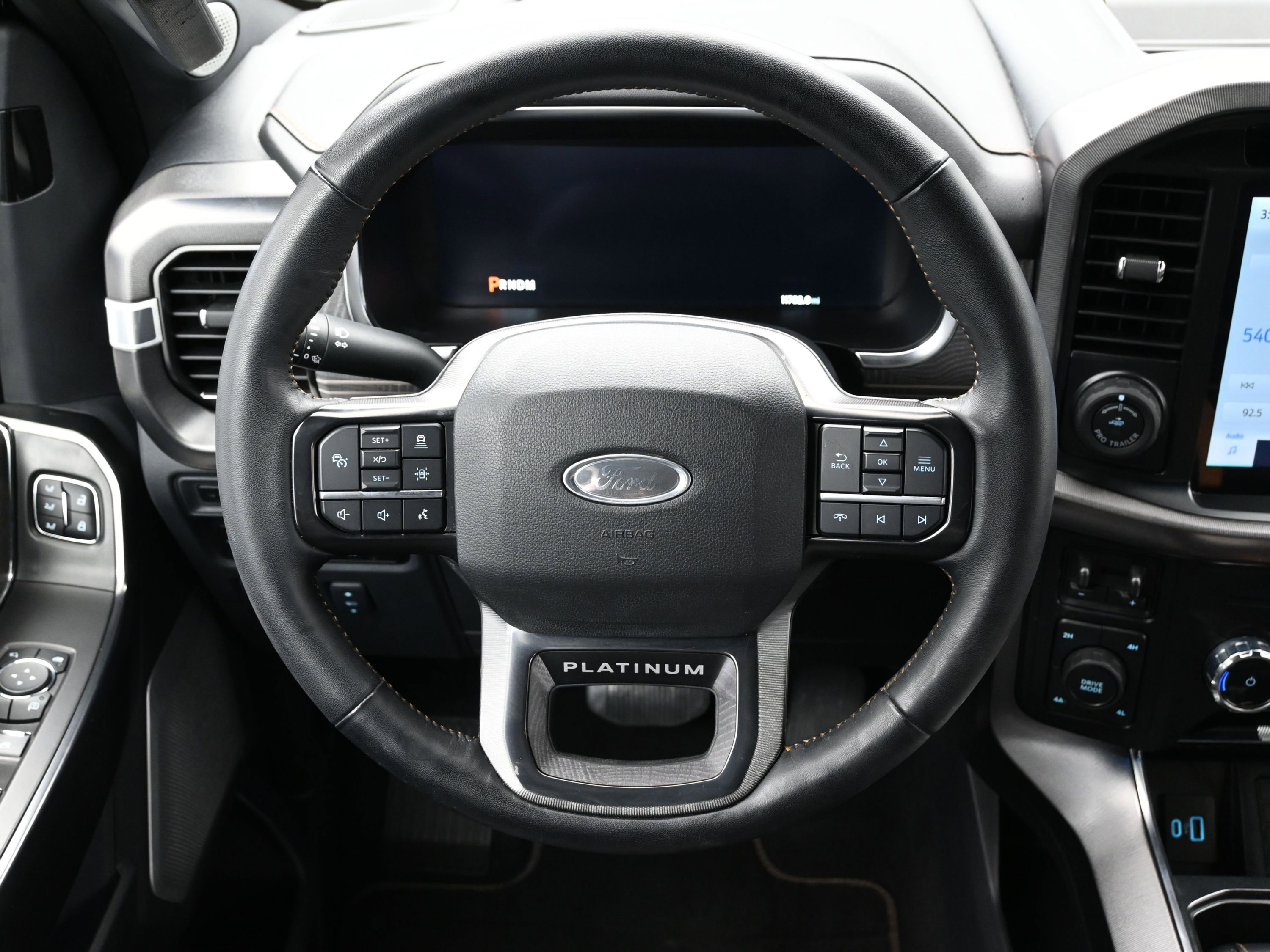 2023 Ford F150 Platinum