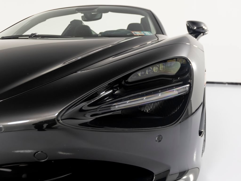 Used 2025 McLaren 750S Spider photo 42