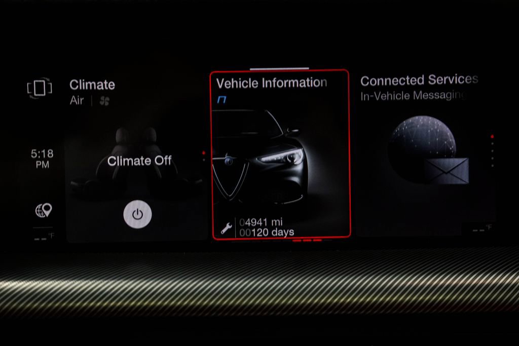 2023 Alfa Romeo Stelvio Veloce