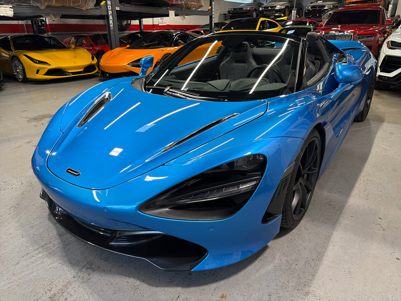 Used 2020 McLaren 720S Luxury photo 11