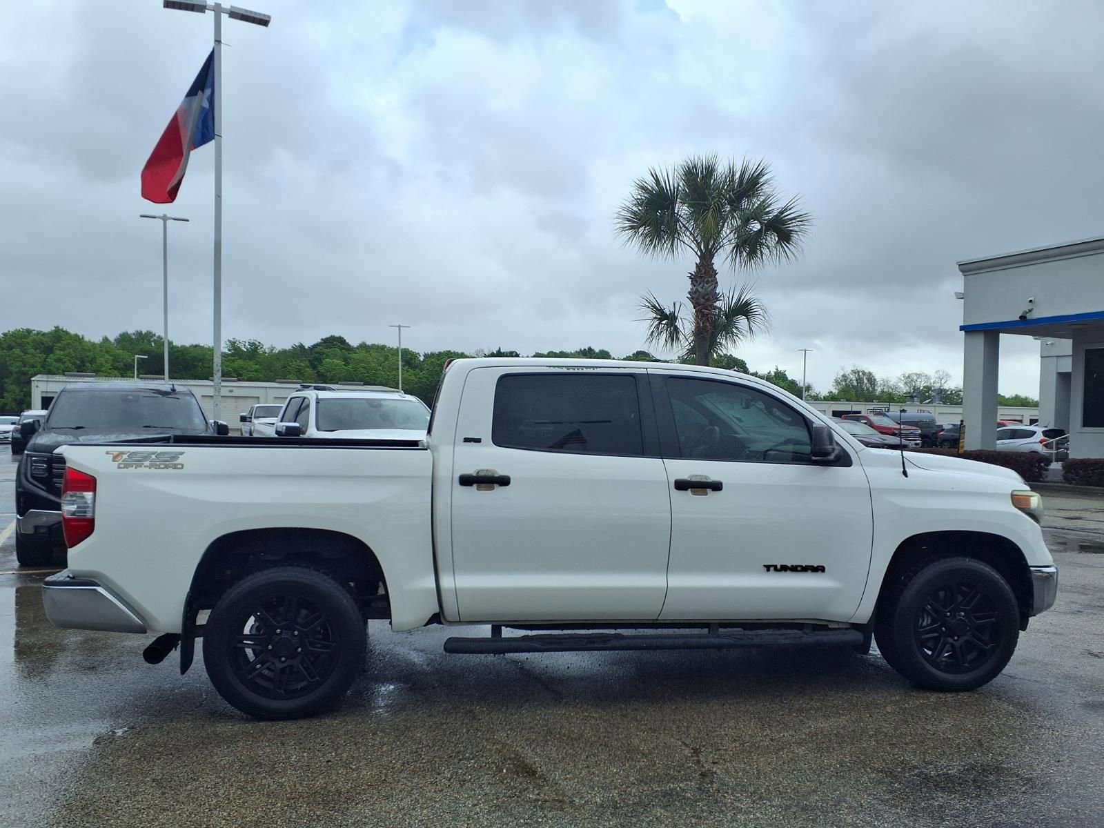 2019 Toyota Tundra SR5