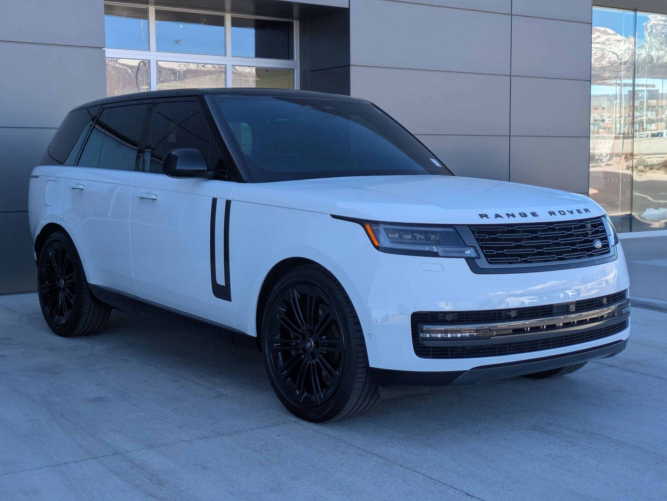 2024 Land Rover Range Rover Autobiography