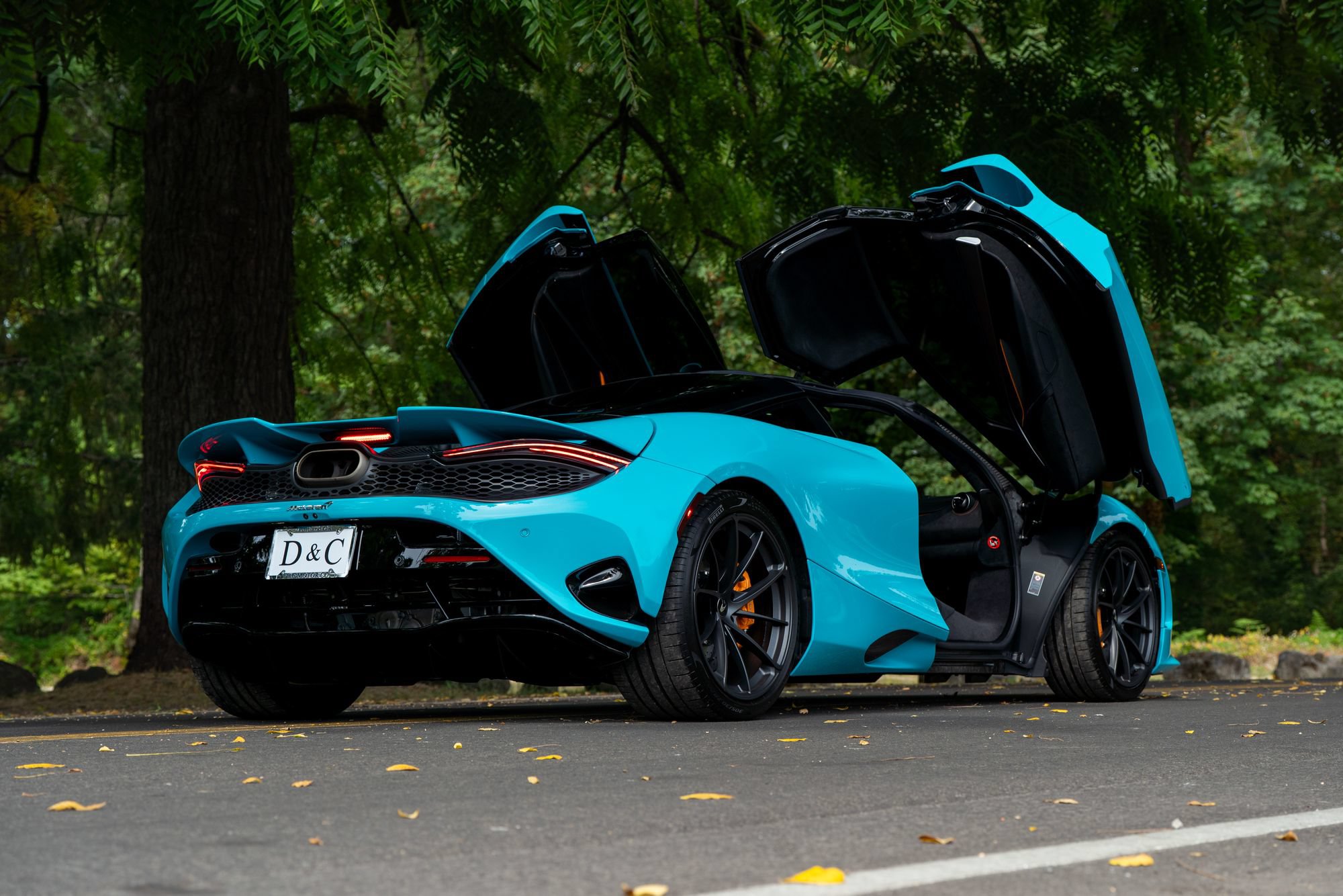 Used 2024 McLaren 750S photo 23