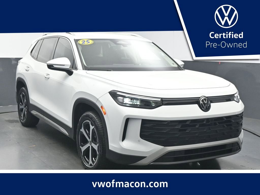 Certified 2025 Volkswagen Tiguan SE