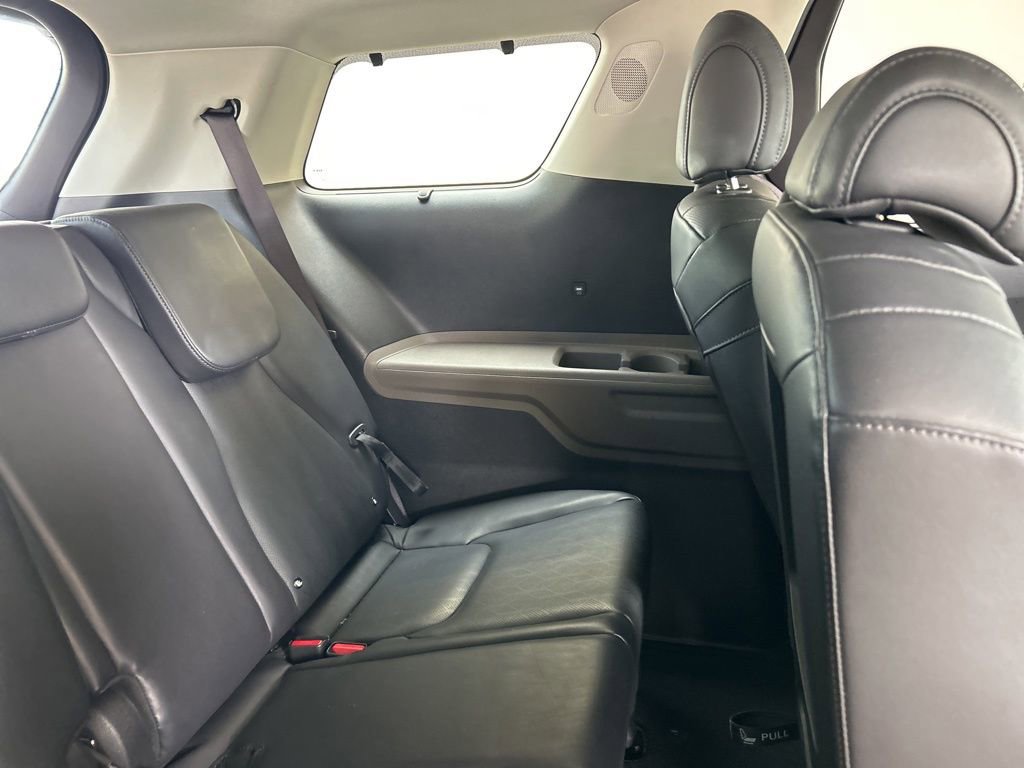 2025 Kia Carnival EX