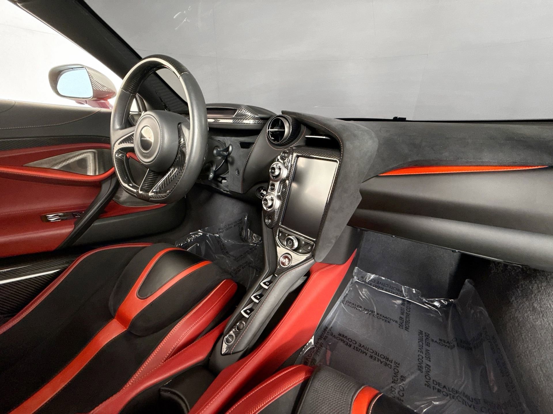 Used 2018 McLaren 720S photo 23