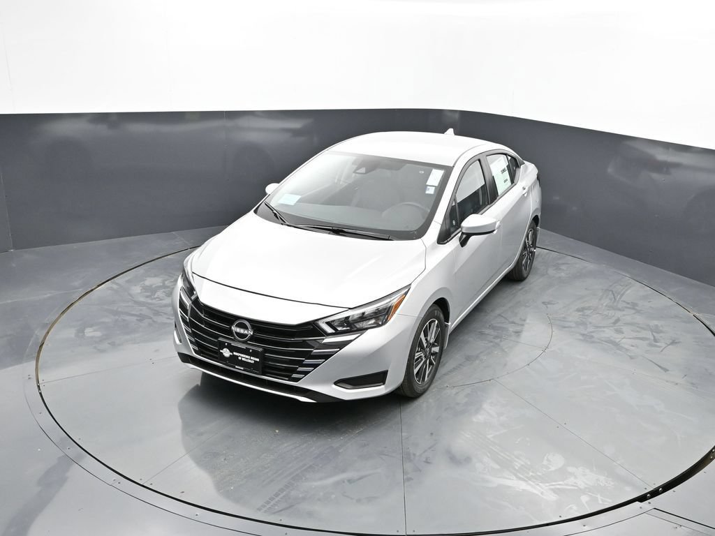 New 2025 Nissan Versa SV w/ Trunk Package