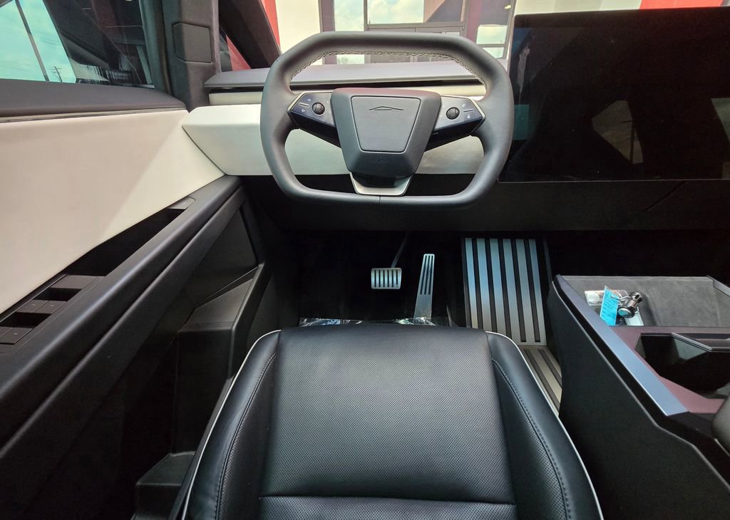 2024 Tesla Cybertruck AWD Crew Cab