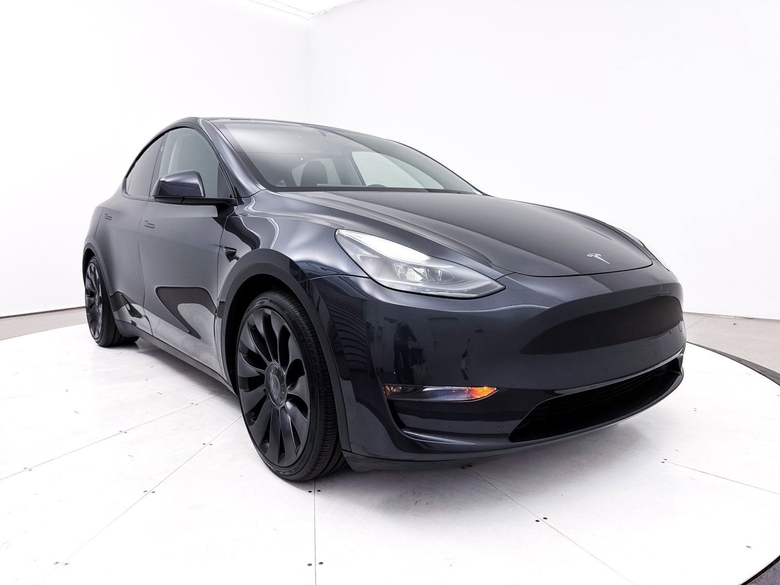 2024 Tesla Model Y Performance