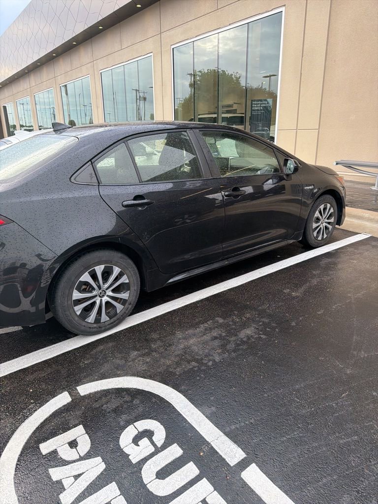 2020 Toyota Corolla LE