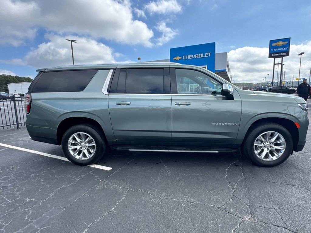 2023 Chevrolet Suburban Premier