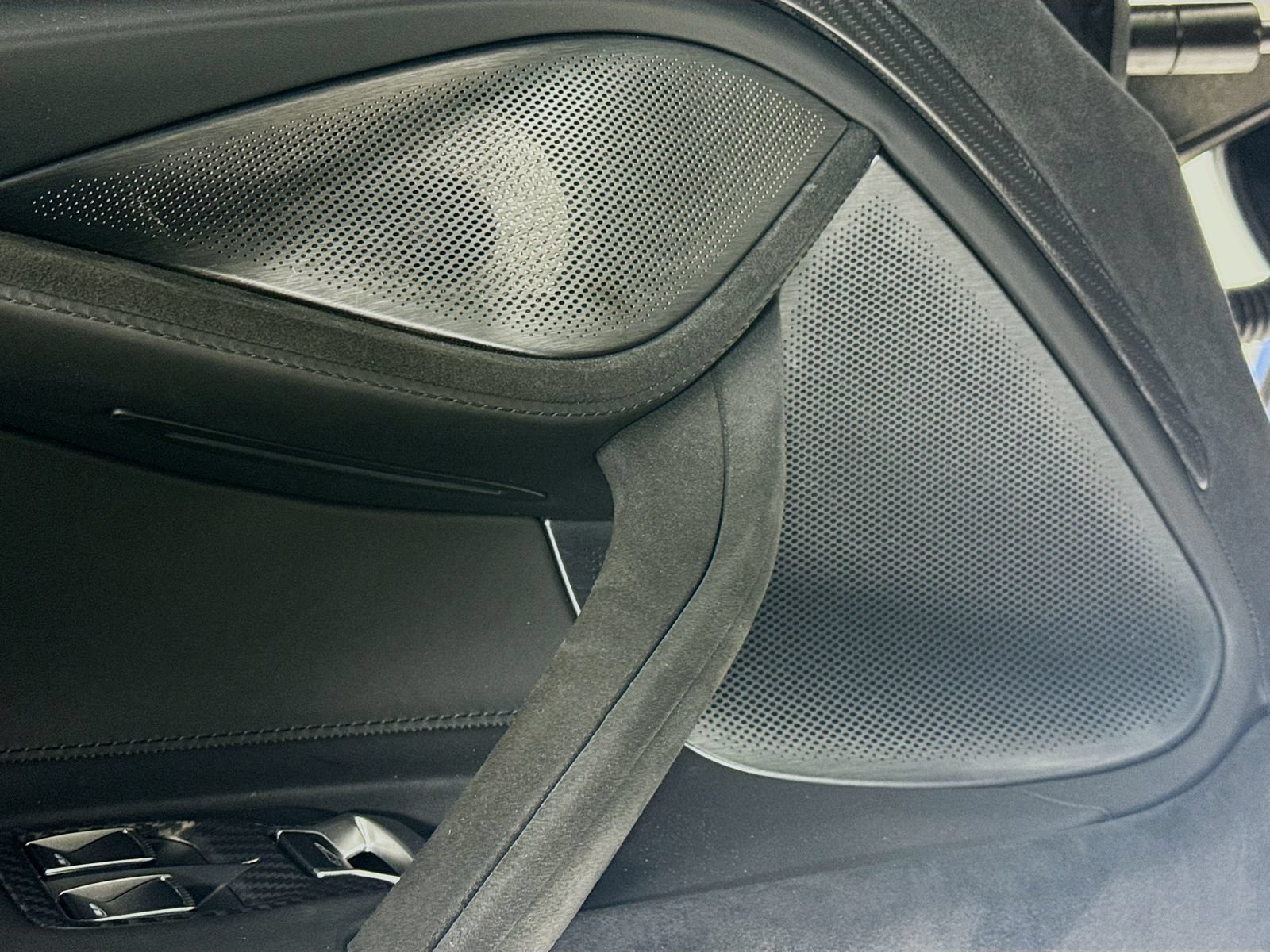 Used 2024 McLaren 750S photo 17
