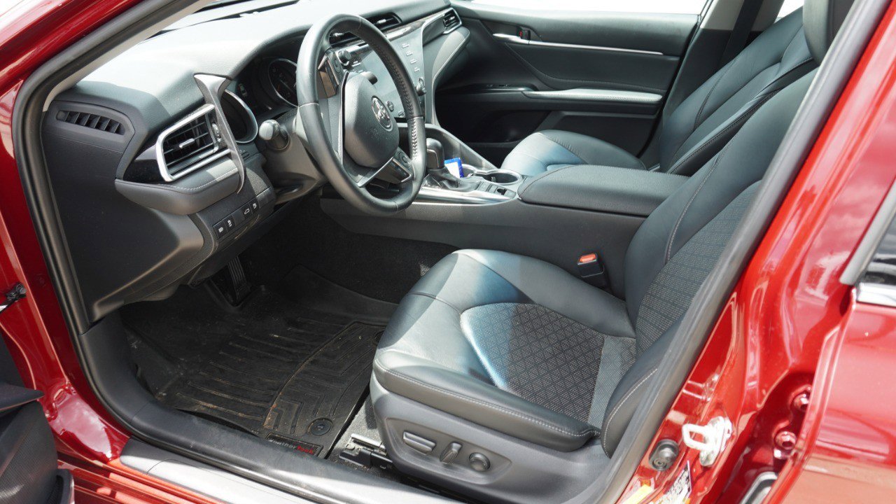 2018 Toyota Camry XSE