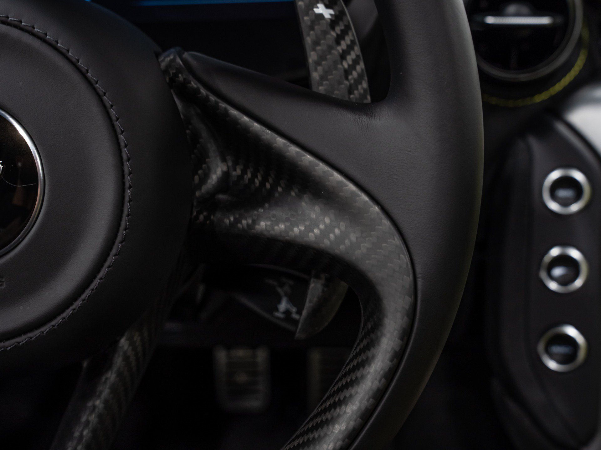 Used 2025 McLaren 750S Spider photo 65