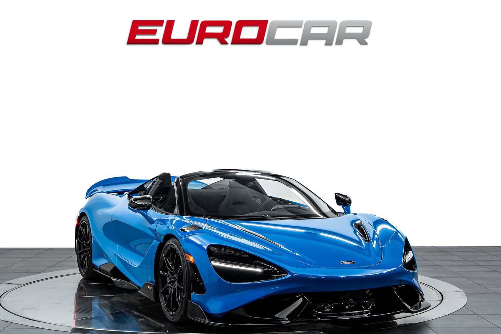 Used 2022 McLaren 765LT photo 9