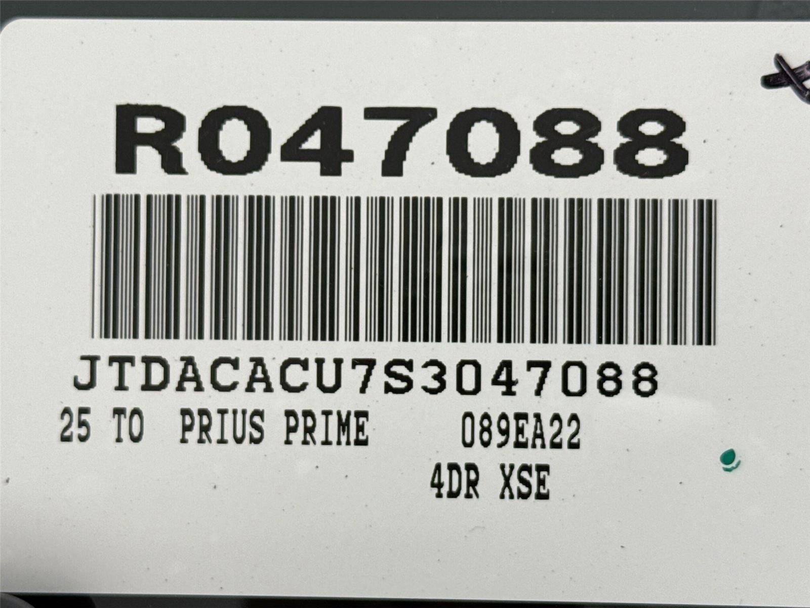 2025 Toyota Prius Plug-In Hybrid