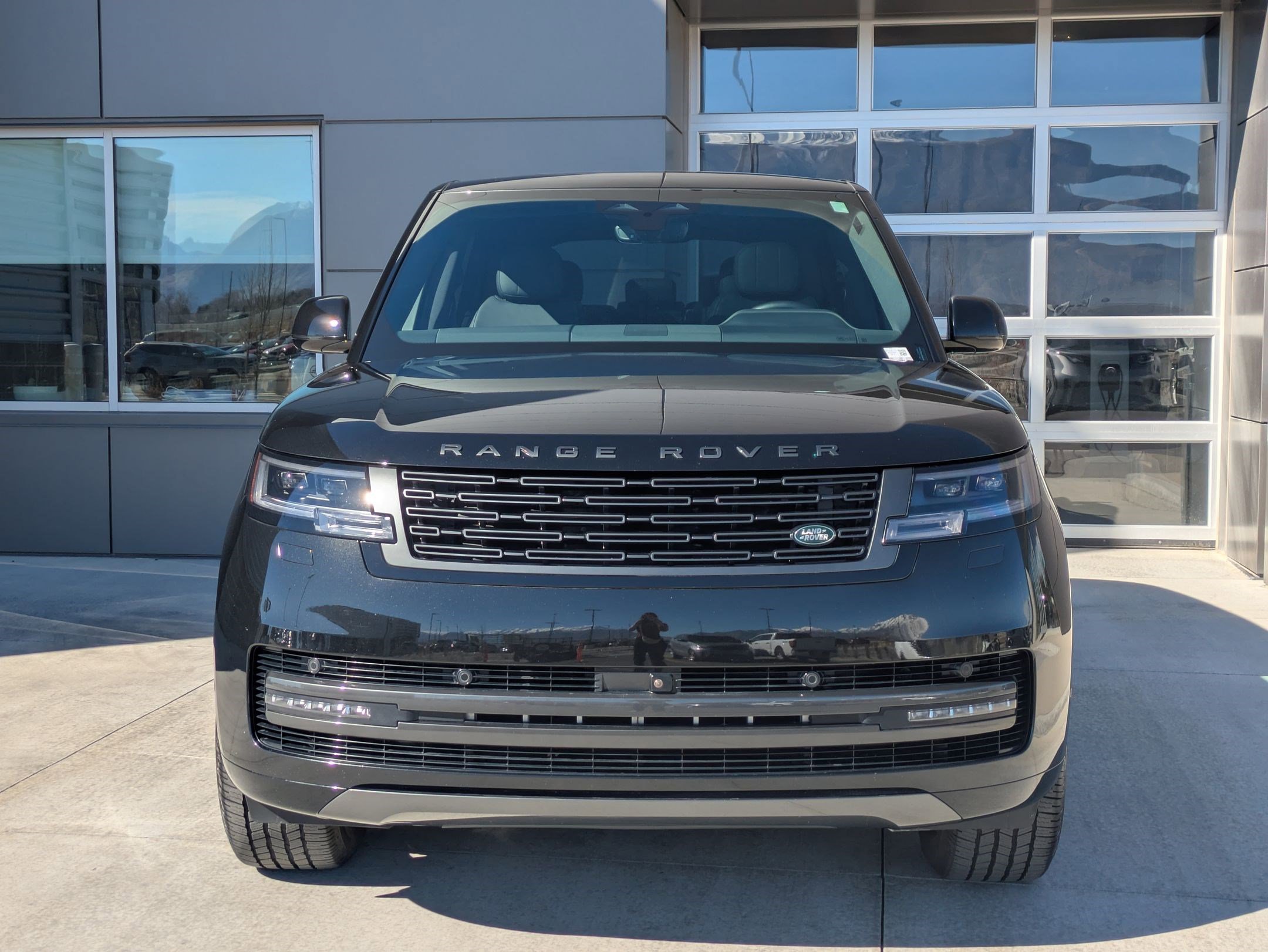 2024 Land Rover Range Rover SE