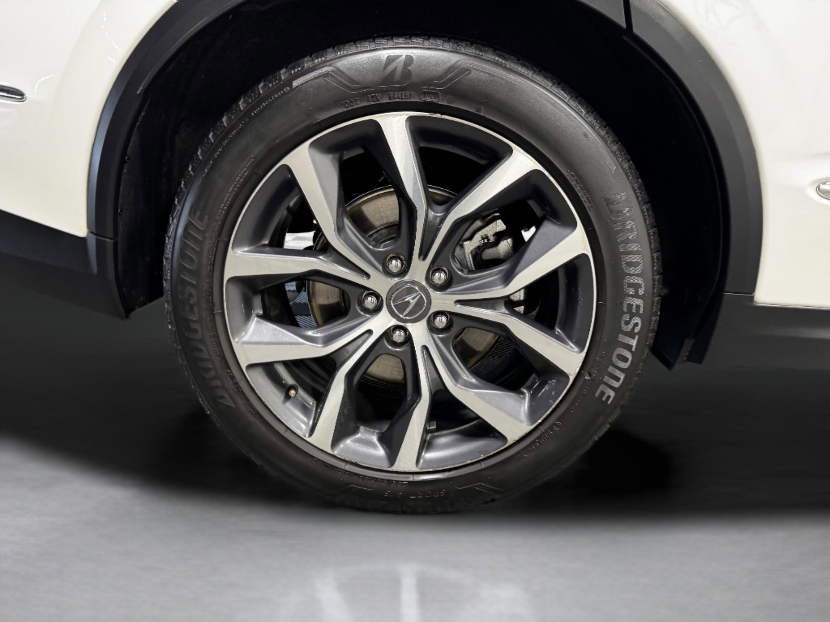 2023 Acura MDX FWD w/ Technology Package