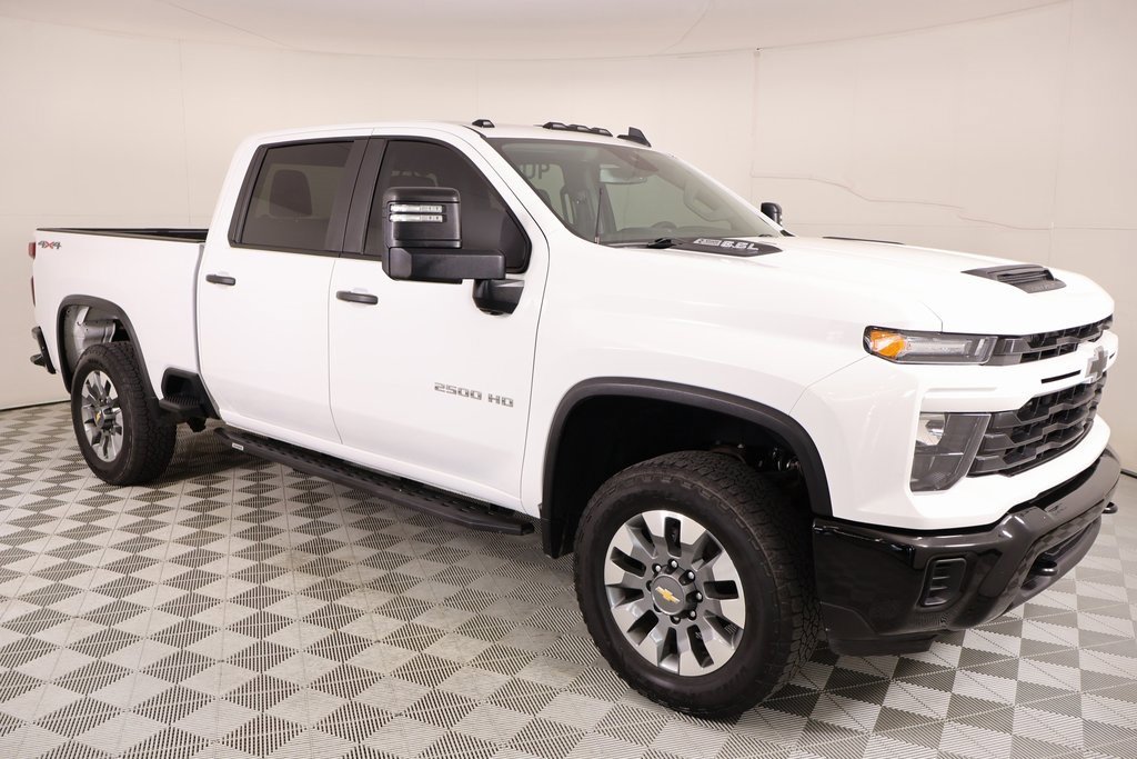 2024 Chevrolet Silverado 2500HD Custom