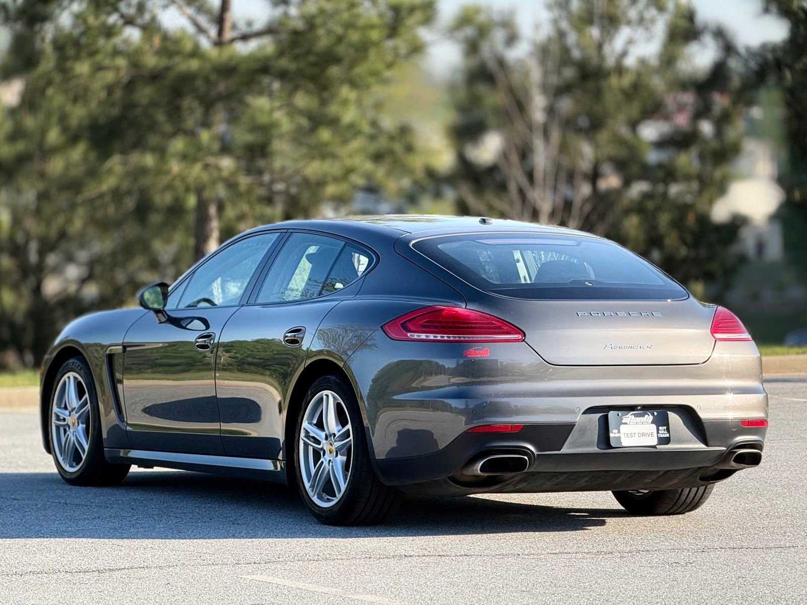 2015 Porsche Panamera 4