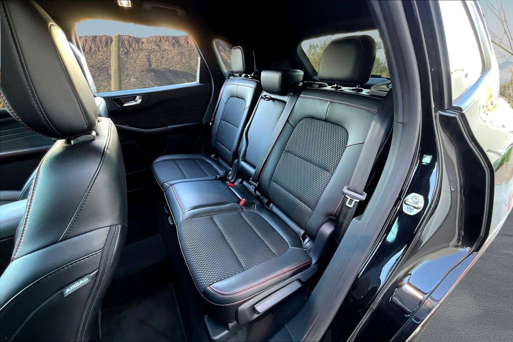 2024 Ford Escape ST-Line Select