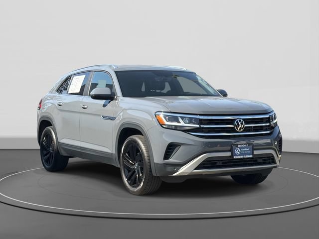 Certified 2023 Volkswagen Atlas Cross Sport SE w/ Black Wheel Package