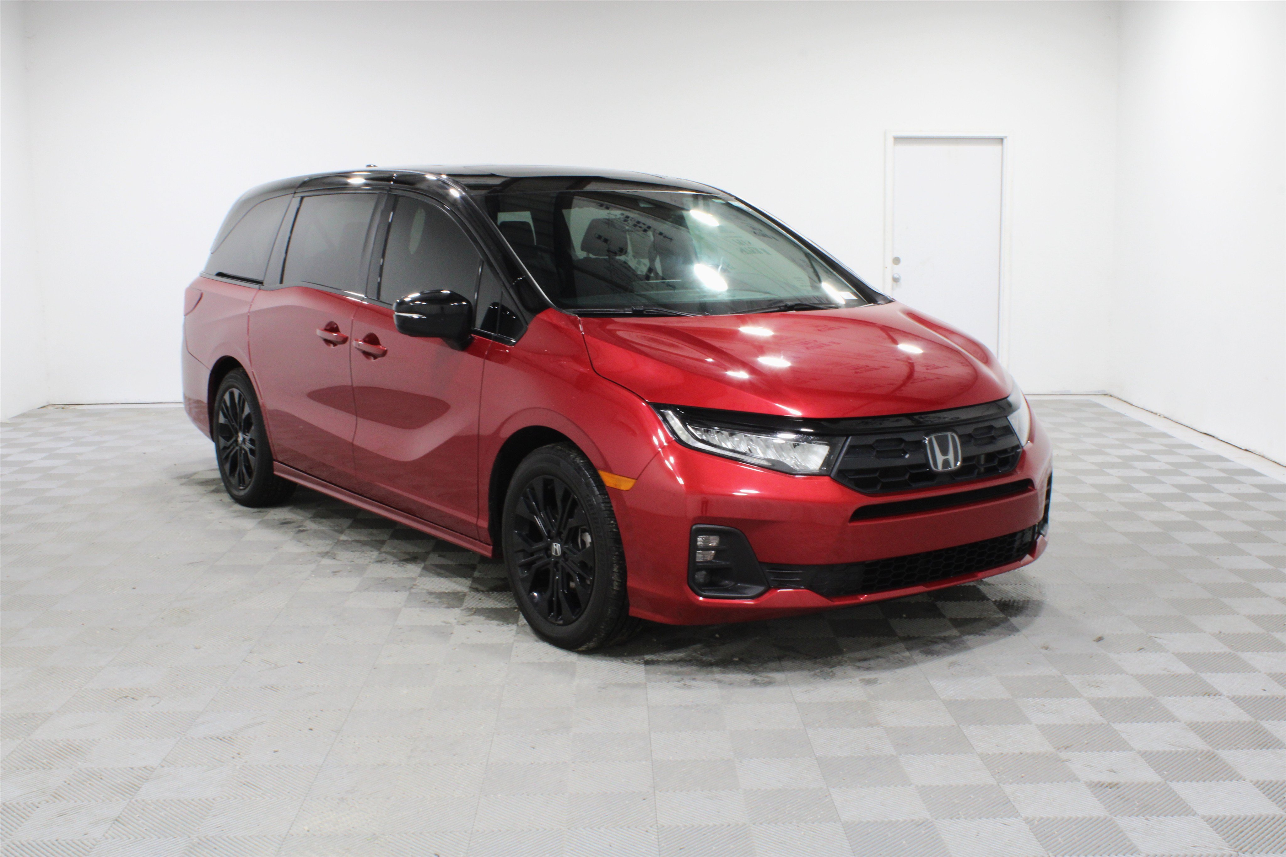 Used Honda Odyssey Minivans for Sale Near Me in Hutchinson, KS