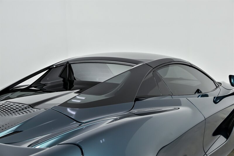 Used 2024 McLaren 750S Spider photo 17