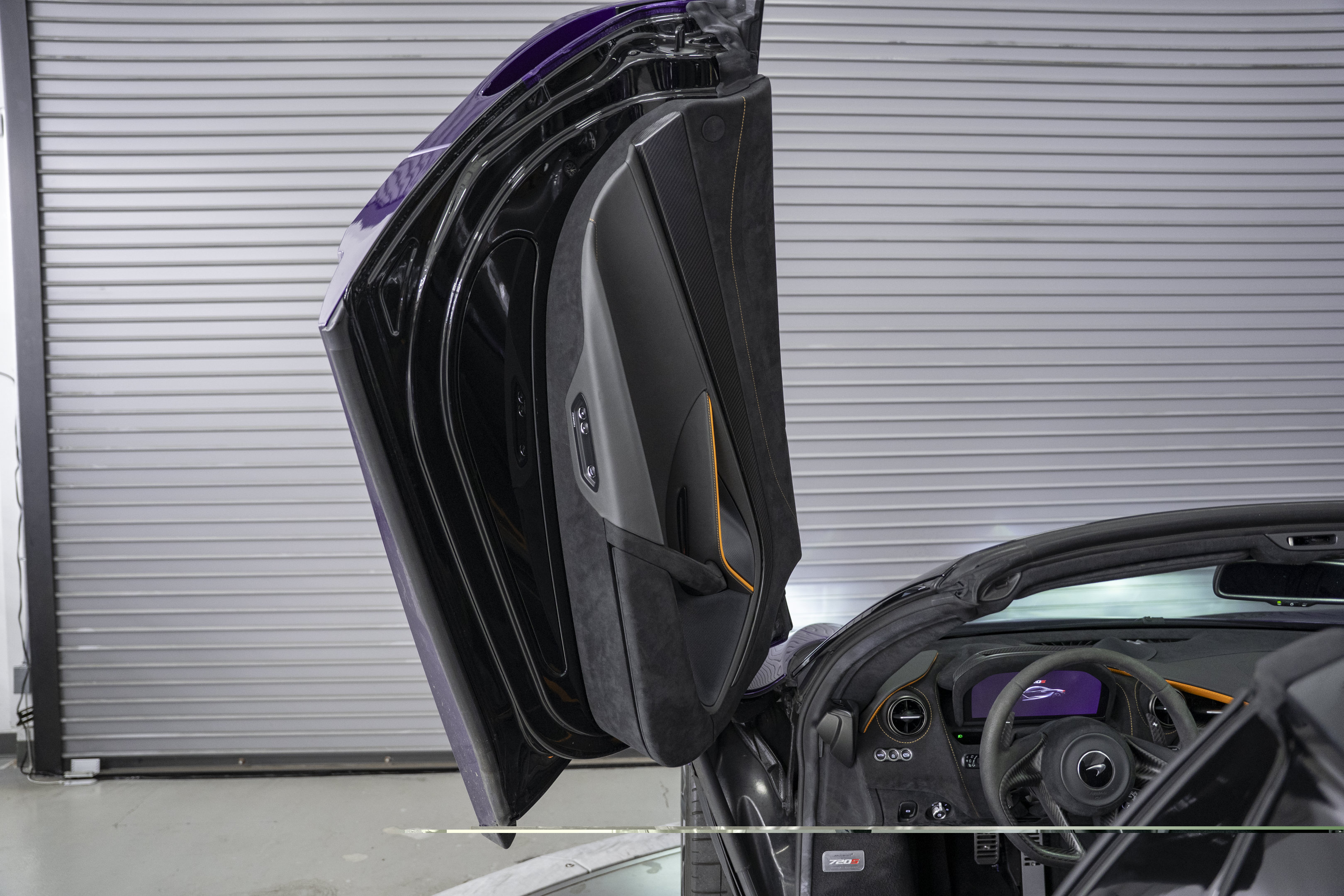 Used 2022 McLaren 720S Spider photo 32