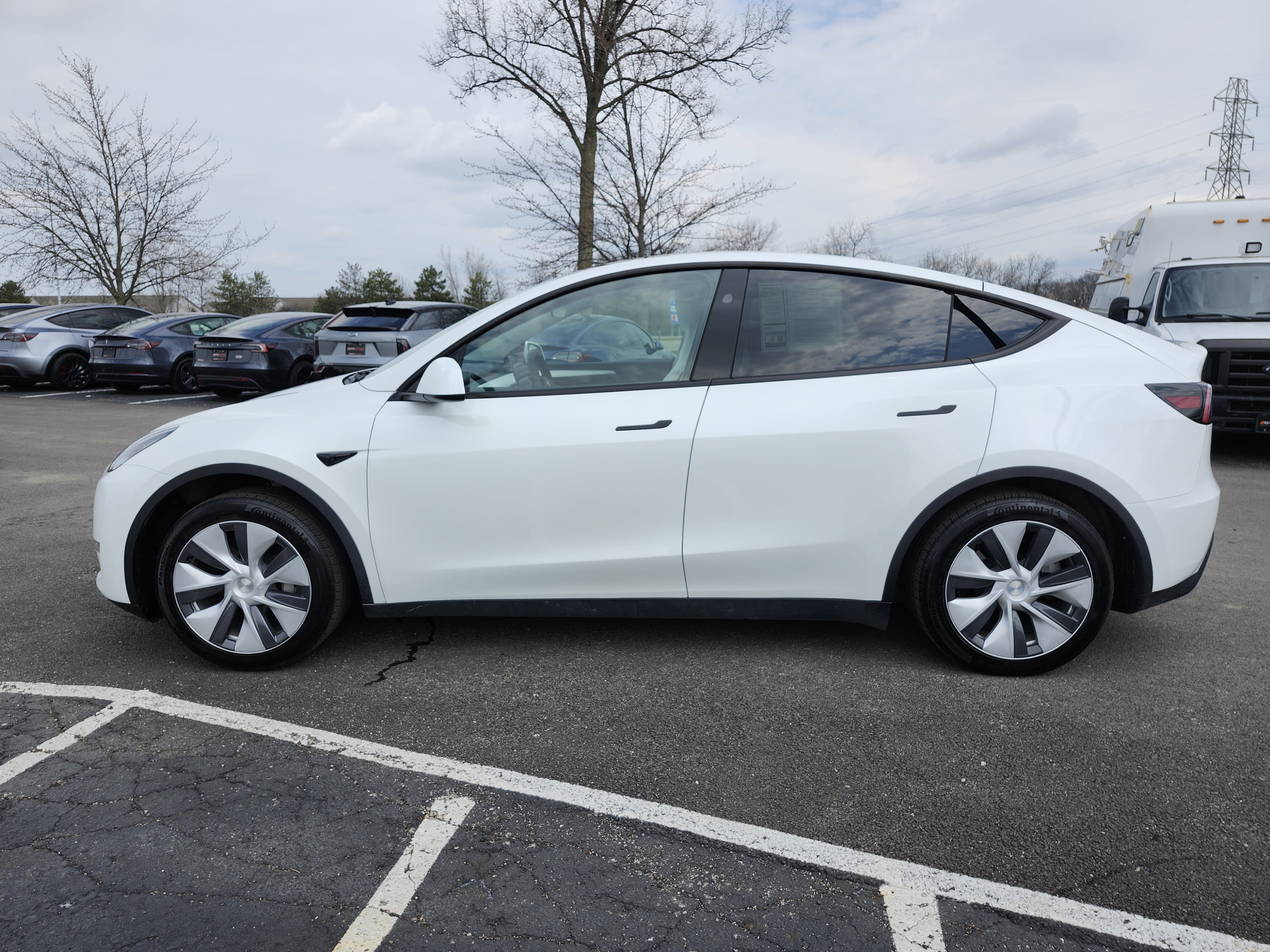 2024 Tesla Model Y Long Range