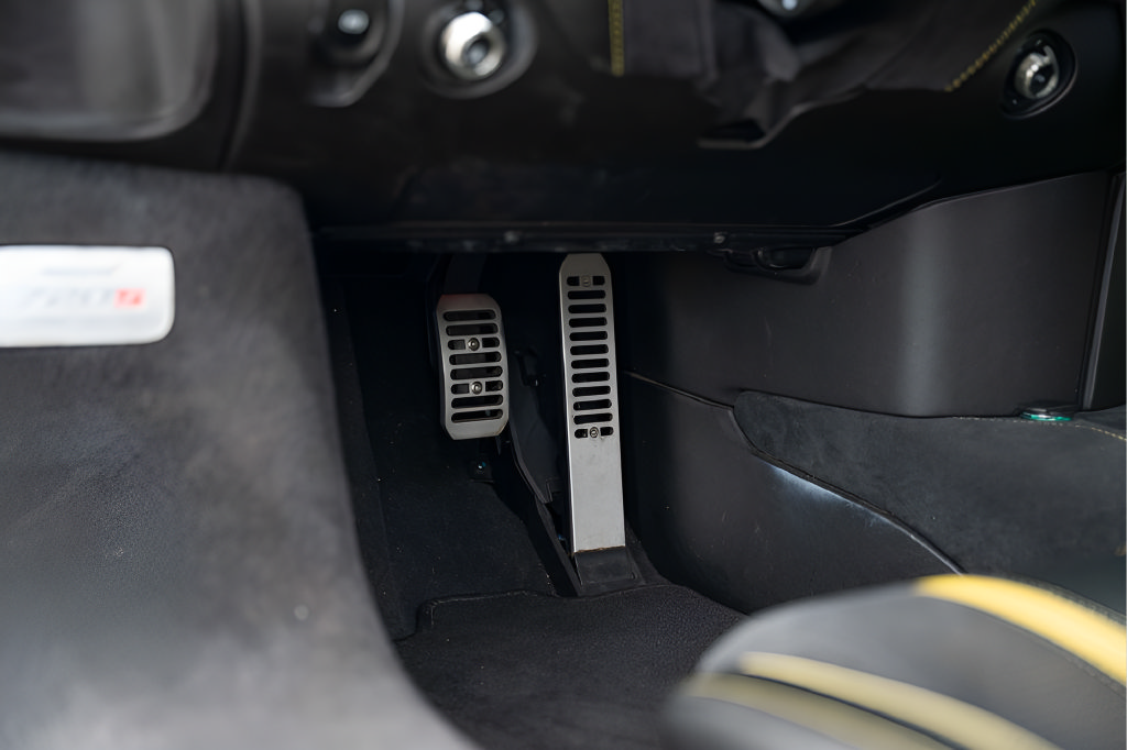 Used 2018 McLaren 720S photo 36